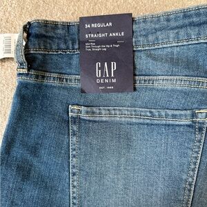 Gap Straight leg jeans
